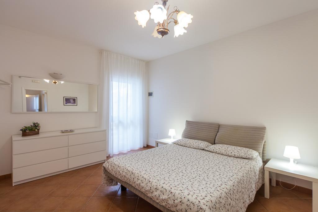 Villa Carenza Monopoli Habitación foto